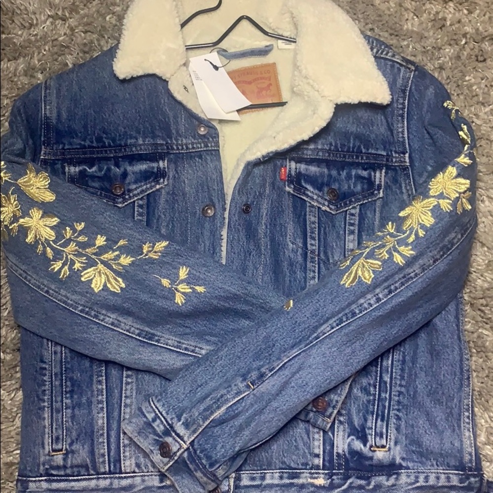 Jean jacket - Picture 4 of 4